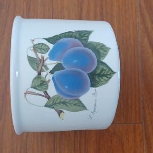 Portmeirion Pomona Botanic Garden Floral Plum 5"wide Vase planter